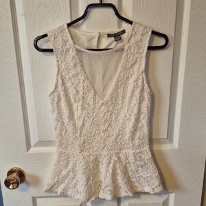 Suzy Shier Lace Sleeveless Blouse - Cream